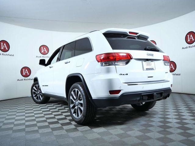 Used 2018 Jeep Grand Cherokee Limited w/ Trailer Tow Group IV AWD/4WD image 7