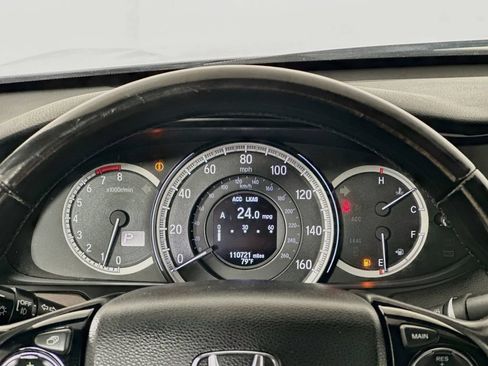 Used 2016 Honda Accord Touring image 12