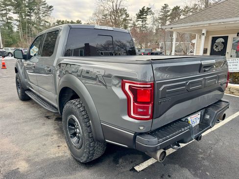 Used 2018 Ford F150 Raptor w/ Equipment Group 802A Luxury image 7