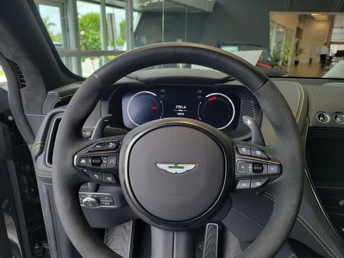 Used 2024 Aston Martin DBX 707 AWD/4WD image 8