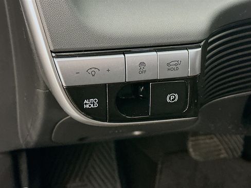 Used 2024 Hyundai Ioniq 5 SEL image 17