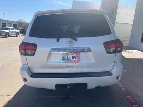 Used 2019 Toyota Sequoia Platinum image 8