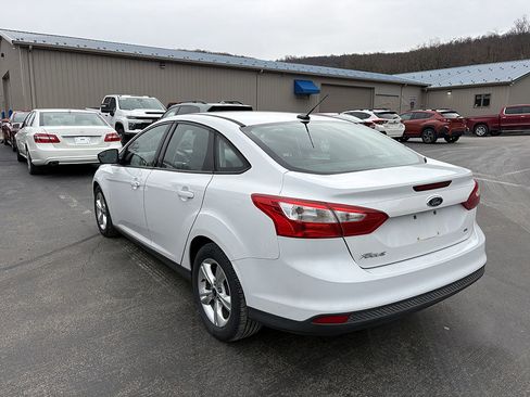 Used 2013 Ford Focus SE image 4