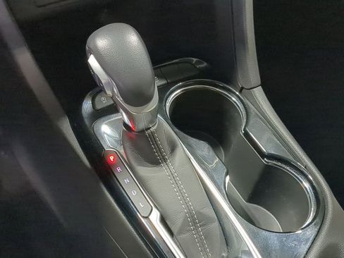 Used 2023 Buick Encore GX Preferred w/ Cold Weather Comfort Package FWD image 35