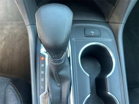 Used 2023 Chevrolet Equinox LT w/ LPO, Floor Liner Package image 19