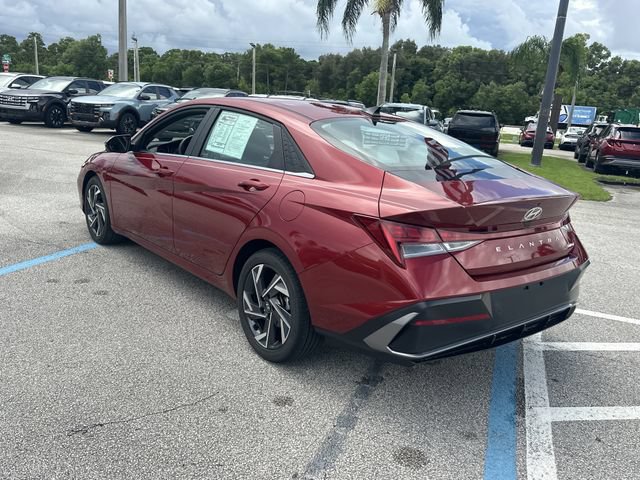 Certified 2024 Hyundai Elantra Limited FWD image 9