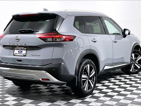 Used 2023 Nissan Rogue Platinum w/ Platinum Premium Package FWD image 12