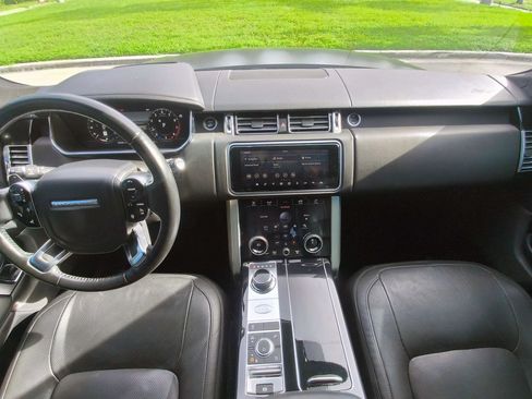 Used 2018 Land Rover Range Rover Supercharged AWD/4WD image 8
