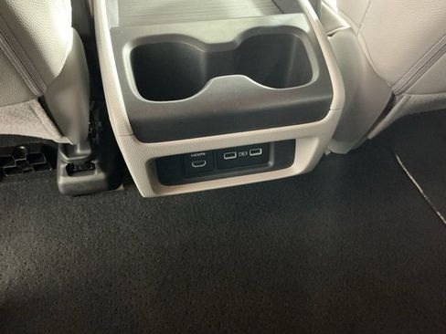 Certified 2023 Honda Odyssey Touring image 33