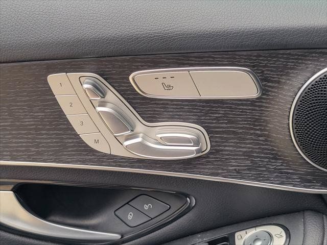 Used 2022 Mercedes-Benz GLC 300 4MATIC w/ Premium Package Lite image 21