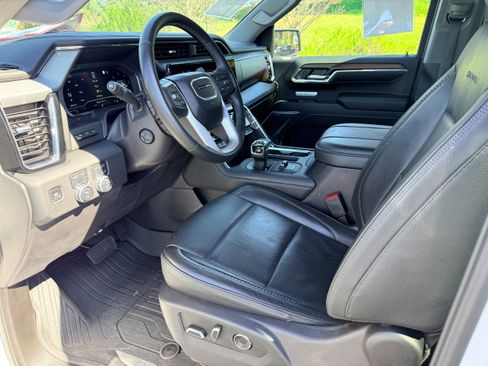 Used 2024 GMC Sierra 1500 Denali w/ Technology Package image 14