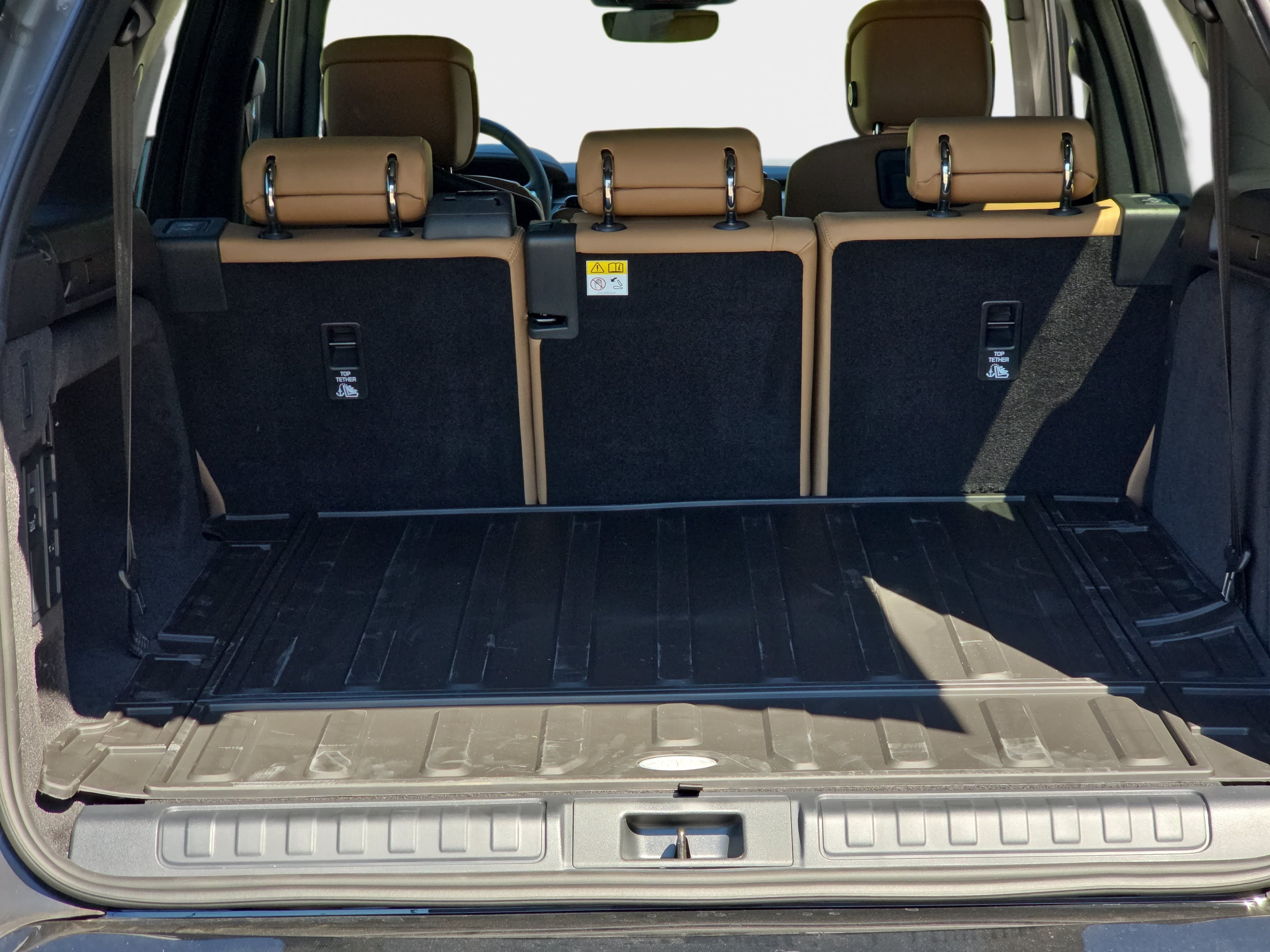 New 2026 Land Rover Discovery Dynamic SE AWD/4WD image 12