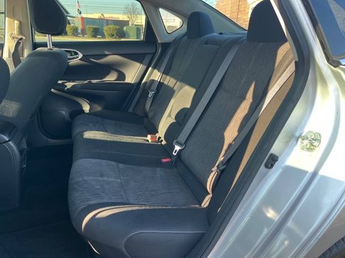 Used 2014 Nissan Sentra SV w/ SV Driver Package FWD image 9