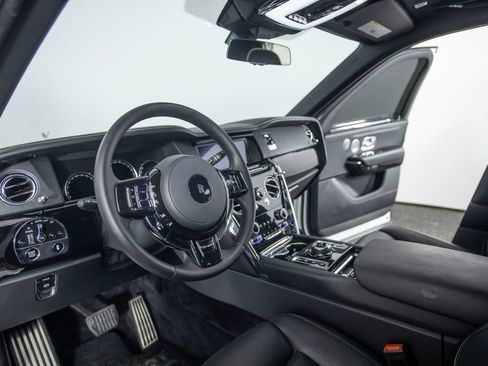 Used 2019 Rolls-Royce Cullinan AWD/4WD image 41
