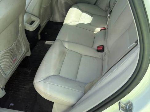 Used 2023 Volvo XC60 B5 Core w/ Protection Package Premier AWD/4WD image 5