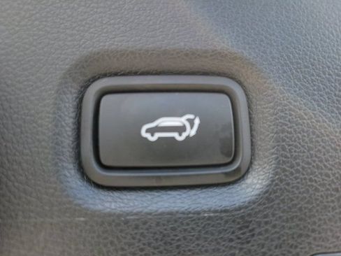 Certified 2023 Hyundai Santa Fe XRT w/ Cargo Package FWD image 7