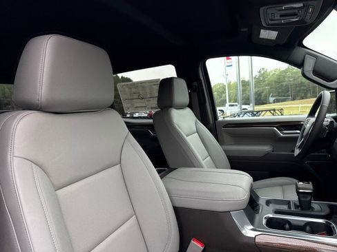 New 2026 Chevrolet Silverado 1500 LT image 12