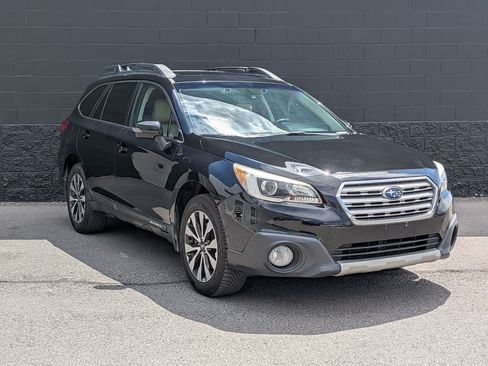 Used 2017 Subaru Outback 2.5i Limited AWD/4WD image 3