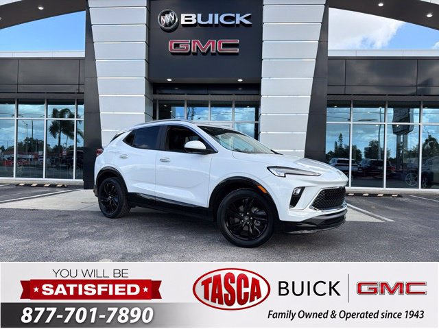 Used 2024 Buick Encore GX Sport Touring w/ Advanced Technology Package FWD image 1