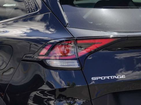 Used 2024 Kia Sportage X-Line AWD/4WD image 3