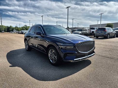 Used 2025 Genesis GV70 2.5T AWD/4WD image 11