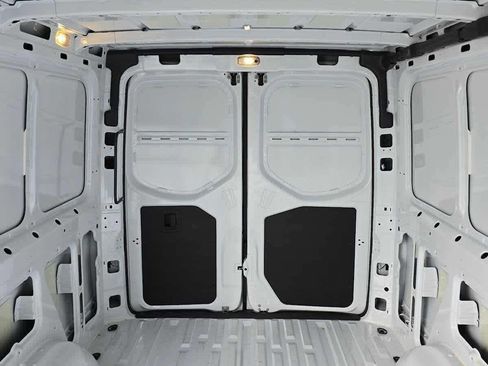 Used 2025 Mercedes-Benz Sprinter 2500 image 16