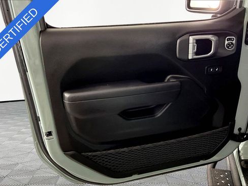 Used 2024 Jeep Wrangler Unlimited Sport AWD/4WD image 19