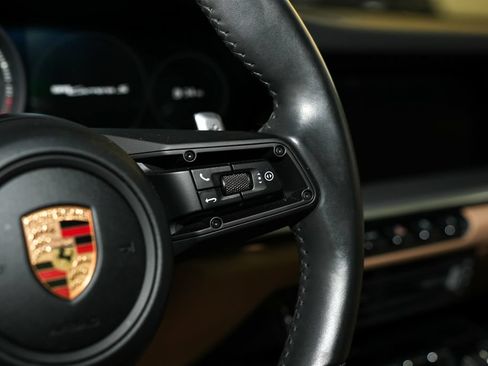 Used 2020 Porsche 911 Carrera S RWD image 38
