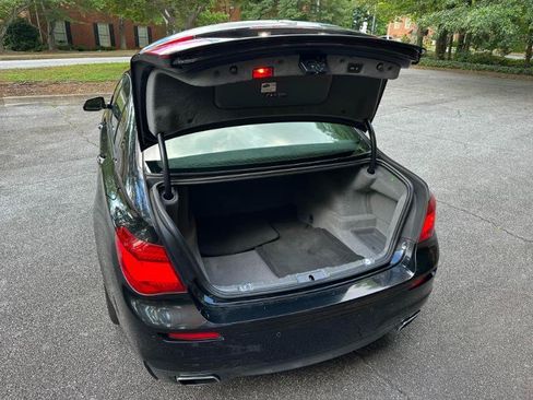Used 2014 BMW 750Li RWD image 13