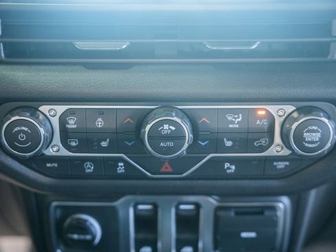 New 2026 Jeep Wrangler Sport AWD/4WD image 24