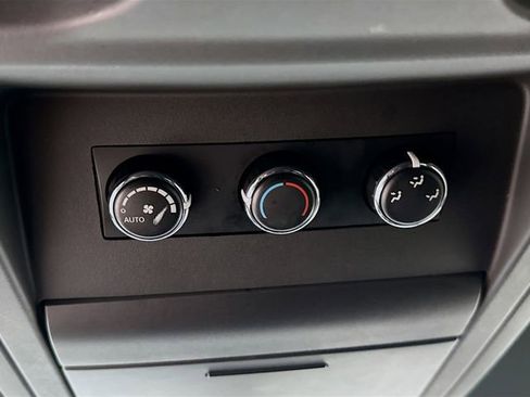 Used 2020 Dodge Grand Caravan GT image 25