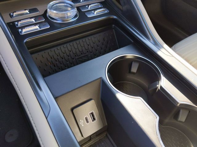 Certified 2024 Lincoln Nautilus Reserve AWD/4WD image 29