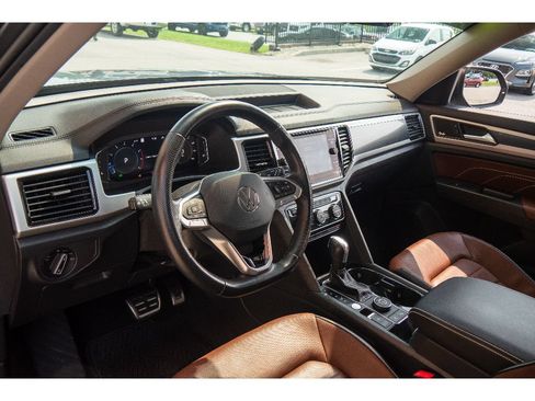 Used 2023 Volkswagen Atlas SEL Premium AWD/4WD image 12