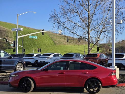 Certified 2025 Honda Accord Sport image 3