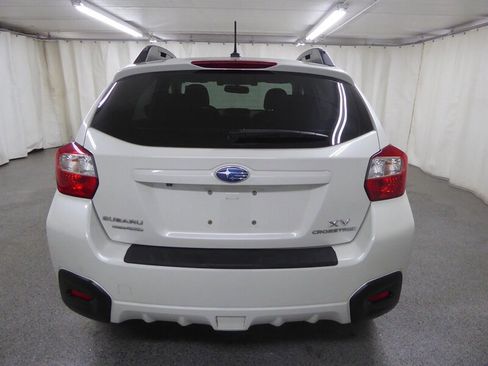 Used 2015 Subaru Crosstrek 2.0i Premium image 6