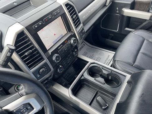 Used 2020 Ford F250 Lariat image 22