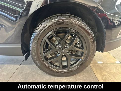 Used 2024 Ford Edge SEL w/ Convenience Package AWD/4WD image 8