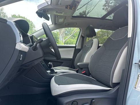 New 2026 Volkswagen Taos SE AWD/4WD image 8