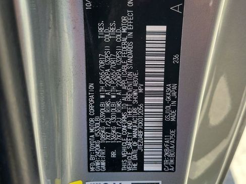 Used 2012 Toyota FJ Cruiser 2WD w/ Upgrade Pkg image 36