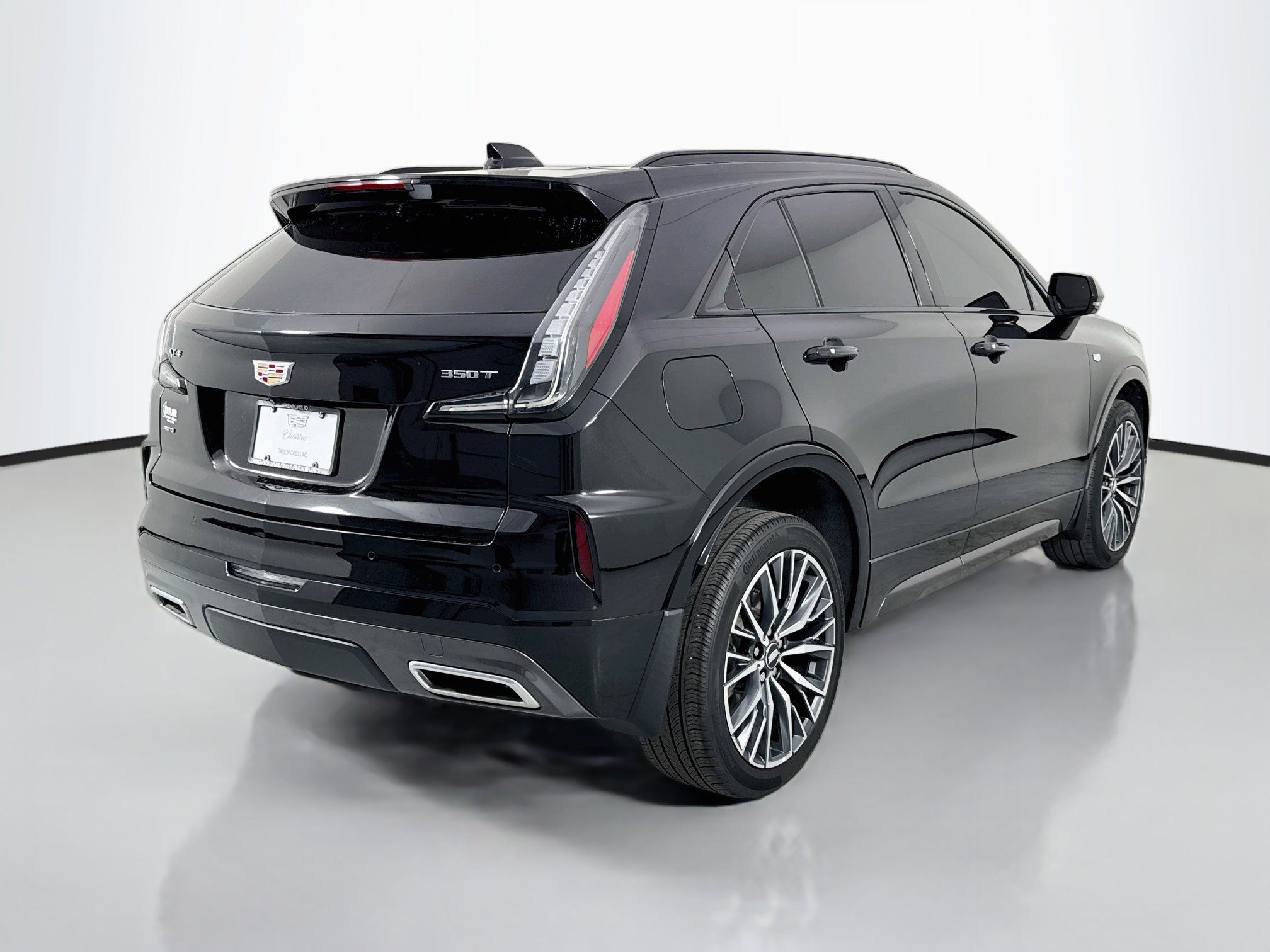 Used 2024 Cadillac XT4 Sport AWD/4WD image 7