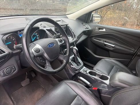 Used 2014 Ford Escape Titanium w/ Equipment Group 401A image 16