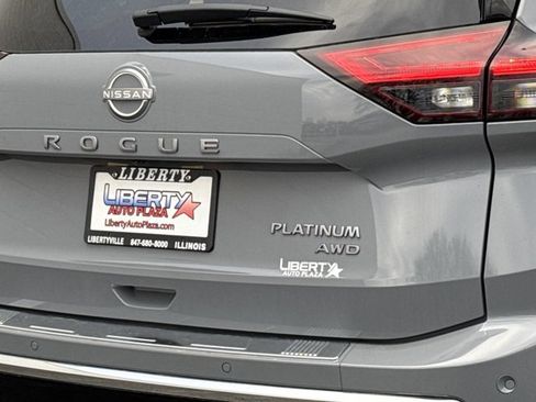 New 2025 Nissan Rogue Platinum w/ Tech Package AWD/4WD image 24