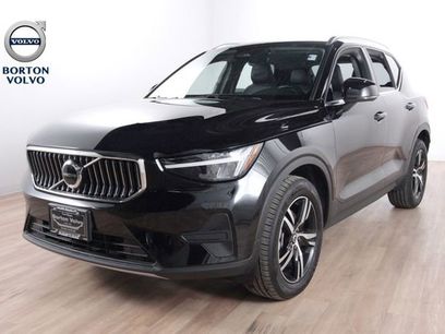 Certified 2025 Volvo XC40 B5 Core