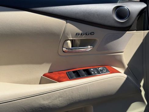 Used 2010 Lexus RX 350 2WD image 12