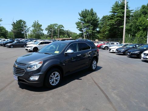 Used 2017 Chevrolet Equinox LT w/ Convenience Package AWD/4WD image 1