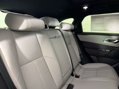 Certified 2026 Land Rover Range Rover Velar Dynamic SE image 31
