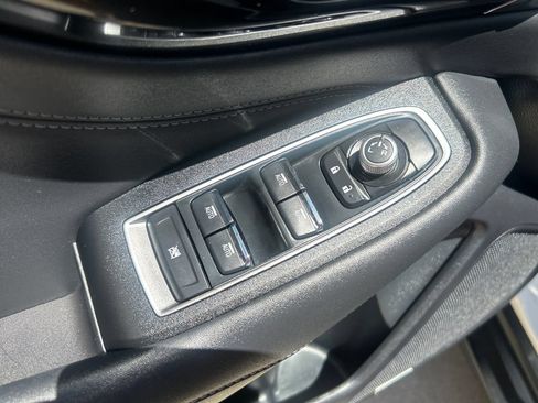 Used 2023 Subaru Outback Limited AWD/4WD image 12