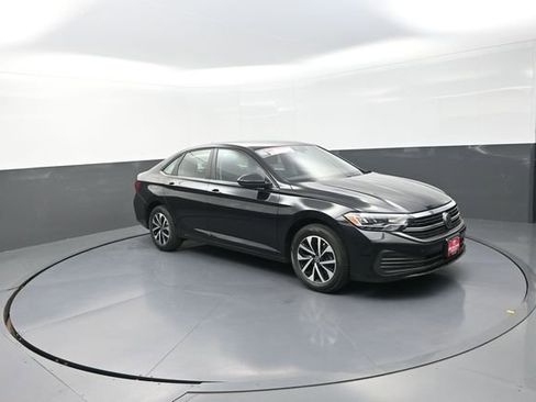 Used 2024 Volkswagen Jetta S FWD image 21