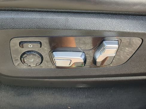 Used 2021 BMW X5 M50i w/ Premium Package image 20