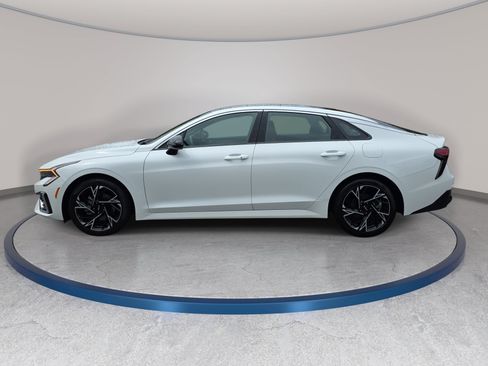 Used 2025 Kia K5 GT-Line w/ GT-Line Premium Package FWD image 8